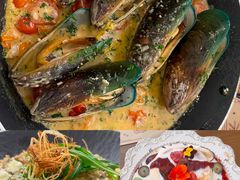 -Mark&Mars Restaurant