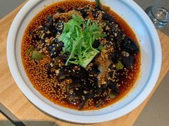 凉拌乌鸡爪-享月汤皇·海鲜小火锅·聚会(曲江创意谷店)