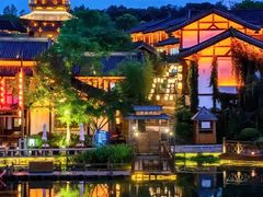 -茅山东方盐湖城景区