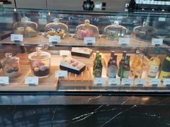 面包甜点陈列柜-深圳中洲万豪酒店·咖啡廊