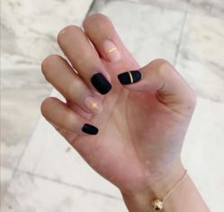 -悦指间美甲美睫
