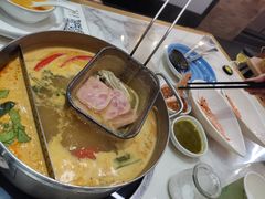 -樾餐厅泰式海鲜火锅(民歌湖店)