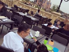 -WOLFGANG PUCK KITCHEN & BAR(迪士尼小镇店)