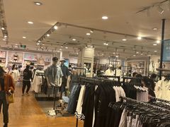 -三福时尚(三峡广场华夏银座店)