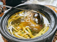 土鸡汤-蟹天蟹地农家菜·阳澄湖大闸蟹(浅水湾店)