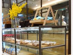 面包甜点陈列柜-BreadTalk面包新语·烘焙蛋糕(东方雅苑店)