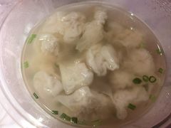 -张阿三馄饨店