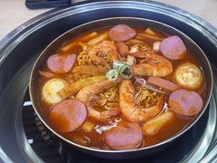 -三清洞摩西韩式年糕火锅(威高广场店)