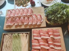 -慢丽江·云南野生菌土鸡锅(付家庄店)