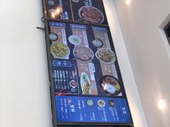 -海盗虾饭·剥好的小龙虾饭(SOHO尚都店)