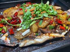 -俏巴妹烤鱼香锅(奥体店)