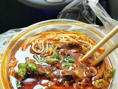 -薛记襄阳香辣牛肉面(平安路店)