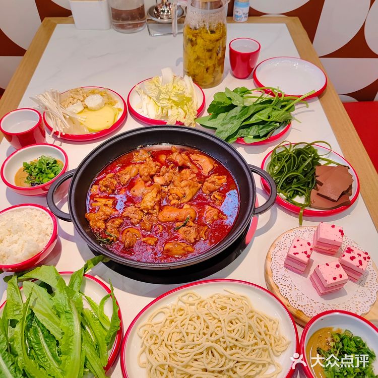 沈阳新晋排队王，禧蹄家猪蹄火锅你值得拥有