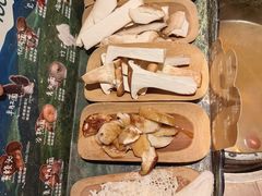 -芸山季·云南山珍菌火锅(人民广场来福士店)