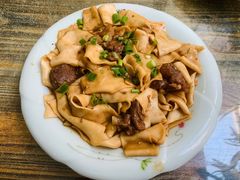 -壹阁胡羊焖饼(特色小吃街店)