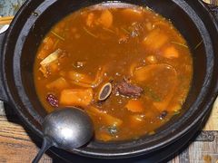 -闯关东牛排牛尾一锅香(龙源路店)