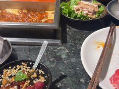 -重庆九记老火锅(广场店)