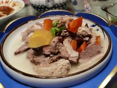 -一个勺子新疆锡伯主题私房菜(红墙巷49号院店)