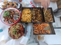 -老东镇啤酒屋海鲜加工·蒸汽海鲜·海鲜烧烤(台东店)