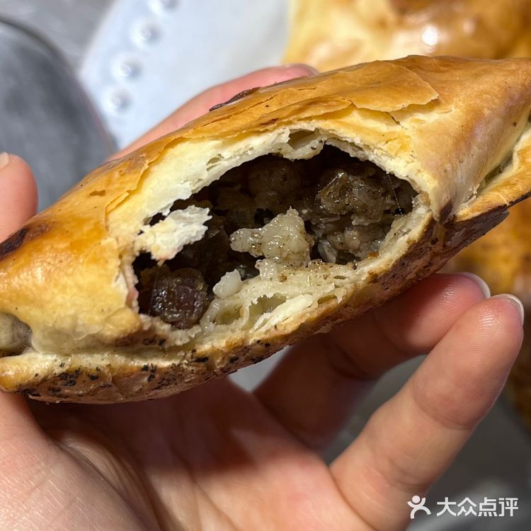 在金华也喝上新疆咸奶茶🧋啦！！！味道好特别～