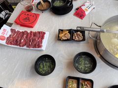 -今日潮牛(张江万科翡翠公园店)