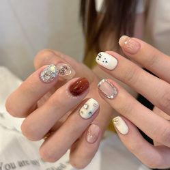 -米小兔美甲美睫