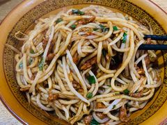 肉丝炒粉-正宗铅山黄老六米粉店