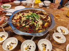 -乡土特色.冷锅鱼.牦牛肉汤锅