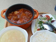 -亮马河饭店翠雅咖啡厅