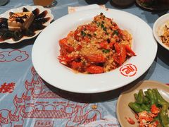 -肥肥虾庄·金牌油焖大虾(杨园滨江时代walk店)