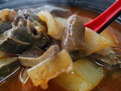 秘制萝卜牛杂煲-桥雪牛杂专门店(关边路店)