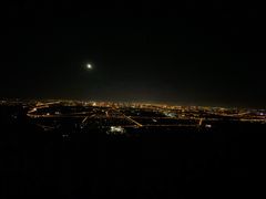 -鬼笑石后山停车场