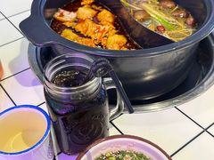 -九街淑芬掌中宝串串公司(内街文化创意园店)