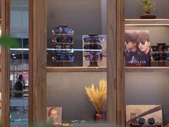 -回瑞眼镜·蔡司·依视路官方授权店(广益路万达店)
