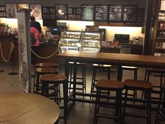 -星巴克臻选(郑州中原万达店)