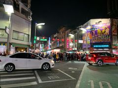 -六合夜市