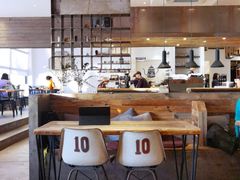 大堂-Vanilla Specialty Coffee(八大关店)