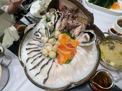 -红鼎豆捞·非遗鲍皇汤火锅(宝丰路店)