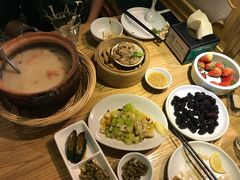 -潮粥荟·潮汕砂锅粥(朝阳大悦城店)