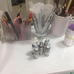 -一个差评成就的纹眉店