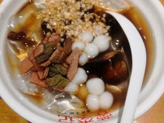 糍粑冰粉-蓉李记成都名小吃(二七万达店)