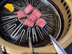 -炼火烤肉店