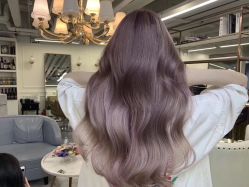 -MODEL'S HAIR