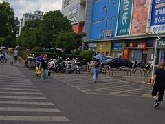 -沃尔玛购物广场(霖雨路店)