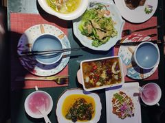 -忘忧草融合私房菜(红鼎国际店)