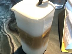 卡布奇诺（冰）-慢象咖啡(台江店)