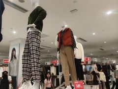 -优衣库(珠海华发商都店)