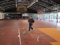 -洛克公园·篮球·足球·羽毛球(莘庄店)