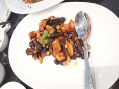 鸡纵菌小炒肉-名佳荟