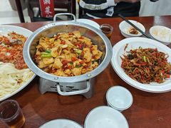 -湖南人家湘菜馆(镇江路店)